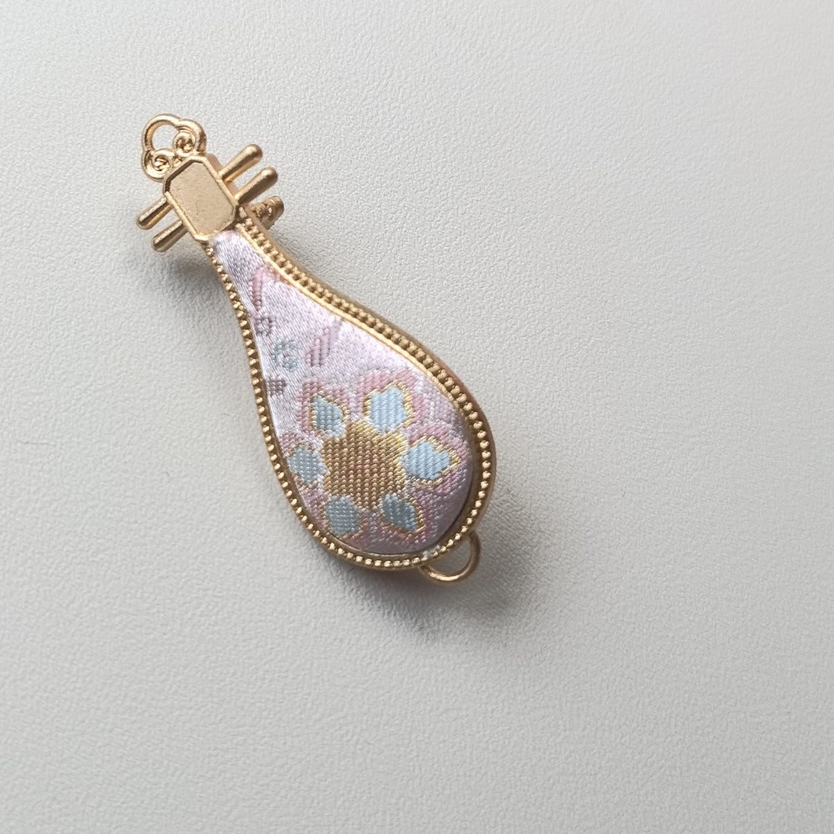 Made-to-Order Song Jin Accessory