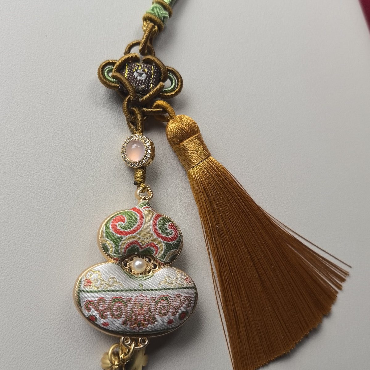 Made-to-Order Song Jin Accessory